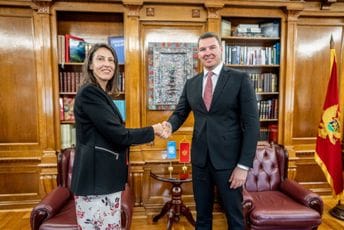 Adžić – Žunić: Kroz zajedničku saradnju do sigurnog djetinjstva Adžić – Žunić: Kroz zajedničku saradnju do sigurnog djetinjstva