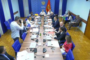 Jasmina Nikčević predložena za predsjednicu žirija za dodjelu Trinaestojulske nagrade Jasmina Nikčević predložena za predsjednicu žirija za dodjelu Trinaestojulske nagrade