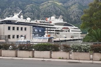 Danas u Kotoru tri kruzera - Celebrity Reflection, Le Lyrial i Fantasia Danas u Kotoru tri kruzera - Celebrity Reflection, Le Lyrial i Fantasia