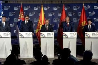 Vučić o izručenju Marovića: Sa Abazovićem o svim temama kad dođe u Beograd Vučić o izručenju Marovića: Sa Abazovićem o svim temama kad dođe u Beograd