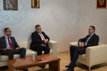 Šćekić-Gandel: Slovačka će i u narednom periodu nastaviti da pruža podršku crnogorskom zdravstvu Šćekić-Gandel: Slovačka će i u narednom periodu nastaviti da pruža podršku crnogorskom zdravstvu