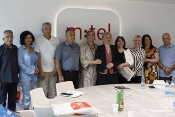 ,,Vrijeme je za opuštanje”: Sa Pobjedom i MTEL-om i kod kuće i na ljetovanju Dobitnici trećeg kola nagradne igre sa predstavnicima MTEL-a, Fonda PIO i Pobjede