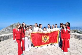 „Crna Gora u ritmu Evrope“: Cetinjanke vjeruju u pobjedu „Crna Gora u ritmu Evrope“: Cetinjanke vjeruju u pobjedu