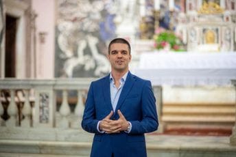 Bastijančić: Istinsko očuvanje i afirmisanje identiteta Bokeljskih Hrvata u našoj državi zalog je za budućnost Bastijančić: Istinsko očuvanje i afirmisanje identiteta Bokeljskih Hrvata u našoj državi zalog je za budućnost