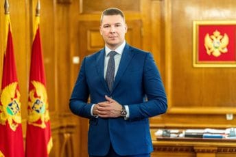 Adžić: Na Dan državnosti trasiran put građanske i evropske Crne Gore Adžić: Na Dan državnosti trasiran put građanske i evropske Crne Gore