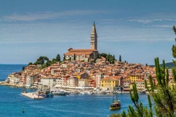 Rovinj: Sakrili kameru u prenosni frižider pa snimali nagu djecu