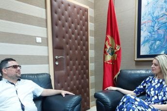 Novaković-Đurović: Ministarstvo radi na uklanjanju barijera za osobe sa invaliditetom Novaković-Đurović: Ministarstvo radi na uklanjanju barijera za osobe sa invaliditetom