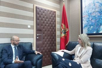 ''Podrška Slovenije u sprovođenju ideja i projekata iz ekologije i prostornog planiranja'' ''Podrška Slovenije u sprovođenju ideja i projekata iz ekologije i prostornog planiranja''