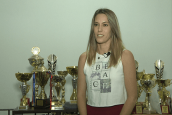 Ples na štiklama: Spoj senzualnosti, ženstvenosti i hip-hop zvuka Ples na štiklama: Spoj senzualnosti, ženstvenosti i hip-hop zvuka