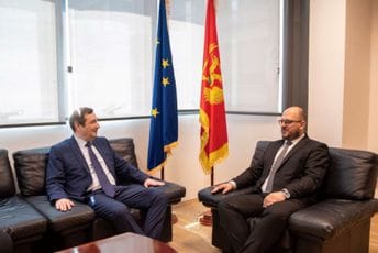 Adrović sa Hasijevim: Crna Gora i Azerbejdžan imaju dosta prostora za unapređenje saradnje Adrović sa Hasijevim: Crna Gora i Azerbejdžan imaju dosta prostora za unapređenje saradnje