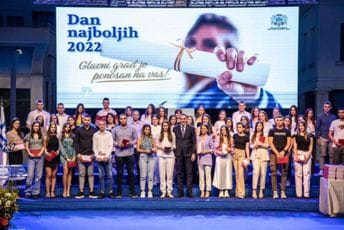 Vuković maturantima: Potrebni ste Podgorici i Crnoj Gori Vuković maturantima: Potrebni ste Podgorici i Crnoj Gori