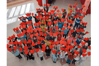 Naše malo, djeci znači mnogo: Svakog mjeseca doniraće novac u humanitarne svrhe Naše malo, djeci znači mnogo: Svakog mjeseca doniraće novac u humanitarne svrhe