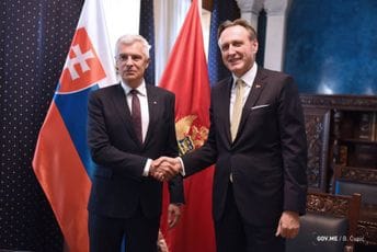 Ne interesuje vas ništa drugo osim članstva u EU, regionalne inicijative nijesu alternativa Ne interesuje vas ništa drugo osim članstva u EU, regionalne inicijative nijesu alternativa