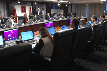 Joković: Priča da se crkva i država međusobno priznaju je nonsens Joković: Priča da se crkva i država međusobno priznaju je nonsens