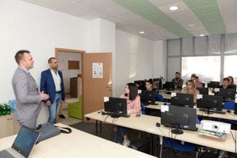 Glavni grad pomogao privrednike: Realizovano 100 besplatnih web sajtova Glavni grad pomogao privrednike: Realizovano 100 besplatnih web sajtova