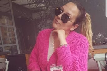 Na skriveno te vodim mjesto između planina i mora Na skriveno te vodim mjesto između planina i mora