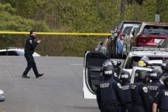 Pucnjava u Vašingtonu: Ubijen petnaestogodišnjak, ranjena tri policajca Pucnjava u Vašingtonu: Ubijen petnaestogodišnjak, ranjena tri policajca