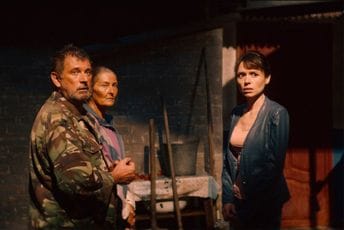 “Bad Roads”: Omnibus iz Donbasa o dehumanizaciji u okolnostima rata “Bad Roads”: Omnibus iz Donbasa o dehumanizaciji u okolnostima rata