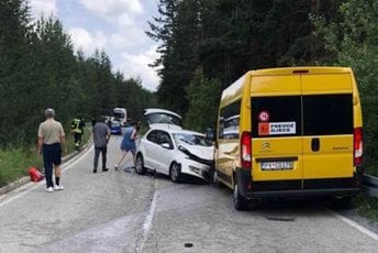 U udesu kod Žabljaka povrijeđeno šest osoba, među njima i djeca U udesu kod Žabljaka povrijeđeno šest osoba, među njima i djeca