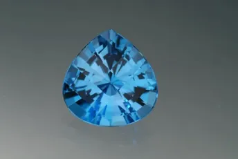 Dva dragulja vrijedna milion eura ukradena u Milanu Dva dragulja vrijedna milion eura ukradena u Milanu