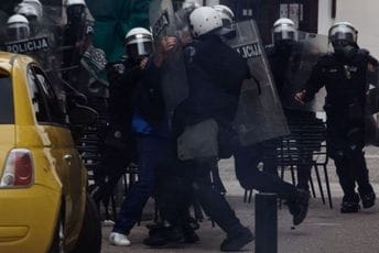 Policija prijave podnosi i protiv ljudi koji nijesu bili na Cetinju 4. i 5. septembra Policija prijave podnosi i protiv ljudi koji nijesu bili na Cetinju 4. i 5. septembra