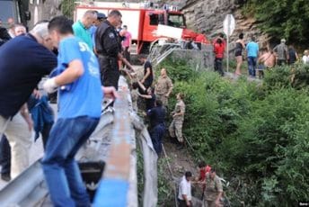 Dan kada je most "Grlo" bio koban za Rumune Pogled na most Grlo nakon slijetanja autobusa