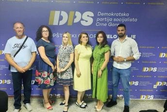 Tribinom u organizaciji Alijanse žena i Savjeta mladih obilježen Dan partije u Bijelom Polju Tribinom u organizaciji Alijanse žena i Savjeta mladih obilježen Dan partije u Bijelom Polju