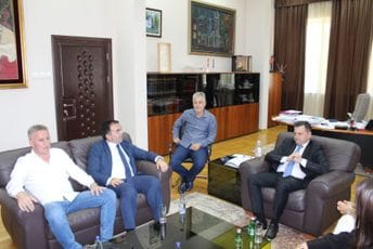 Đurašković-Vojinović: Rekonstrukcija tri škole na Cetinju najranije za tri godine Đurašković-Vojinović: Rekonstrukcija tri škole na Cetinju najranije za tri godine