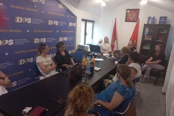 Ivanović potpredsjednica, Pjetrović sekretarka AŽ DPS Tivat Ivanović potpredsjednica, Pjetrović sekretarka AŽ DPS Tivat