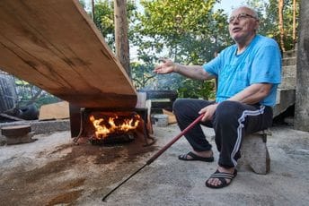 Vjekovnu tradiciju koči licenca koja se obnavlja na četiri godine Vjekovnu tradiciju koči licenca koja se obnavlja na četiri godine