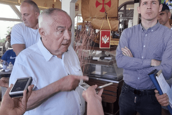 Rušenje terase "Risna" odloženo; Mrvaljević: Ovo je Belveder dva Rušenje terase "Risna" odloženo; Mrvaljević: Ovo je Belveder dva