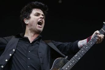 Bili Džo Armstrong nakon odluke Vrhovnog suda: Odričem se američkog državljanstva Bili Džo Armstrong nakon odluke Vrhovnog suda: Odričem se američkog državljanstva