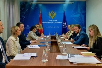 Konjević sa Vukovićem: Ministarstvo odbrane i Glavni grad spremni za obnavljanje saradnje Konjević sa Vukovićem: Ministarstvo odbrane i Glavni grad spremni za obnavljanje saradnje