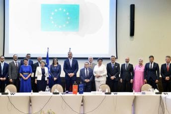 Đukanović: Nemamo vremena za gubljenje, čuo sam i pozitivne i kritičke komentare Đukanović: Nemamo vremena za gubljenje, čuo sam i pozitivne i kritičke komentare