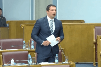 Odovića nema u Skupštini; Janović: Koliko ćemo morati još da čekamo pojedine ministre?