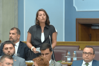 Vujović: Neću se povući Vujović: Neću se povući