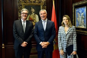 Đukanović - Čadež: Regionalna ekonomska saradnja važna Đukanović - Čadež: Regionalna ekonomska saradnja važna