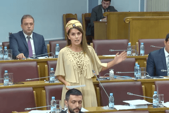 Vuković: Četnici da konačno poslušaju svoga komandanta i pređu na stranu Tita Vuković: Četnici da konačno poslušaju svoga komandanta i pređu na stranu Tita