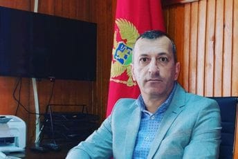 Vujković traži da se poništi odluka Bratić Vujković traži da se poništi odluka Bratić