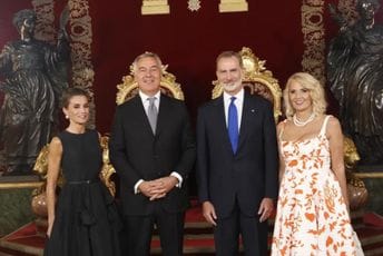 Đukanović i prva dama na kraljevskoj gala večeri Đukanović i prva dama na kraljevskoj gala večeri