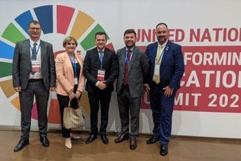 Vojinović: Potrebno revidiranje programa obuke nastavnika, važno da nastava bude zanimljiva i interaktivna Vojinović: Potrebno revidiranje programa obuke nastavnika, važno da nastava bude zanimljiva i interaktivna