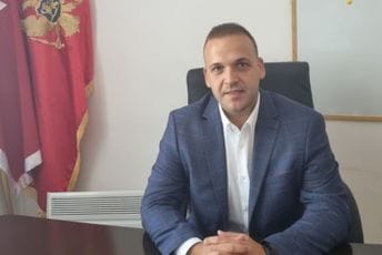 Nikola Jablan izabran za v.d. direktora Turističke organizacije Cetinje Nikola Jablan izabran za v.d. direktora Turističke organizacije Cetinje