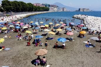 Suša pogodila Italiju: Gase fontane i tuševe na plažama, suđe peru ručno Suša pogodila Italiju: Gase fontane i tuševe na plažama, suđe peru ručno