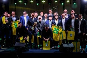 Okupila se legendarna postava Brazila iz 2002, poseban razlog privukao zvijezde Okupila se legendarna postava Brazila iz 2002, poseban razlog privukao zvijezde