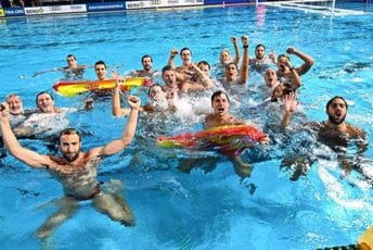 Španija skinula prokletstvo: Kanela tragičar, Agire detronizovao ,,azure“ Španija skinula prokletstvo: Kanela tragičar, Agire detronizovao ,,azure“