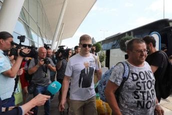 Sedamdeset protjeranih ruskih diplomata napustilo danas Bugarsku Sedamdeset protjeranih ruskih diplomata napustilo danas Bugarsku