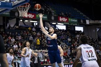 Struja „ugasila” meč: Belgijanci ne žele da igraju sjutra protiv Srbije Struja „ugasila” meč: Belgijanci ne žele da igraju sjutra protiv Srbije