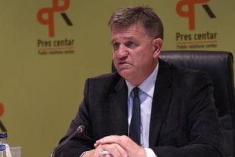 ''Sistemska korupcija može se pobijediti otklanjanjem diskriminacije biračkog prava'' ''Sistemska korupcija može se pobijediti otklanjanjem diskriminacije biračkog prava''