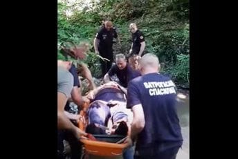 U mjestu Dapsiće vozilo sletjelo s puta, spašena jedna osoba