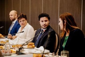 Hrebickova: „Otvoreni Balkan“ i ugovor sa SPC nijesu prioriteti Crne Gore na putu ka EU Hrebickova: „Otvoreni Balkan“ i ugovor sa SPC nijesu prioriteti Crne Gore na putu ka EU